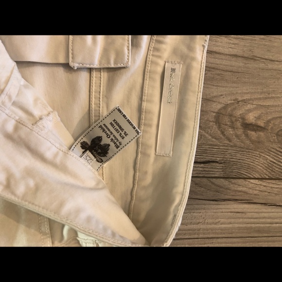 Black orchid white jeans - Picture 3 of 3